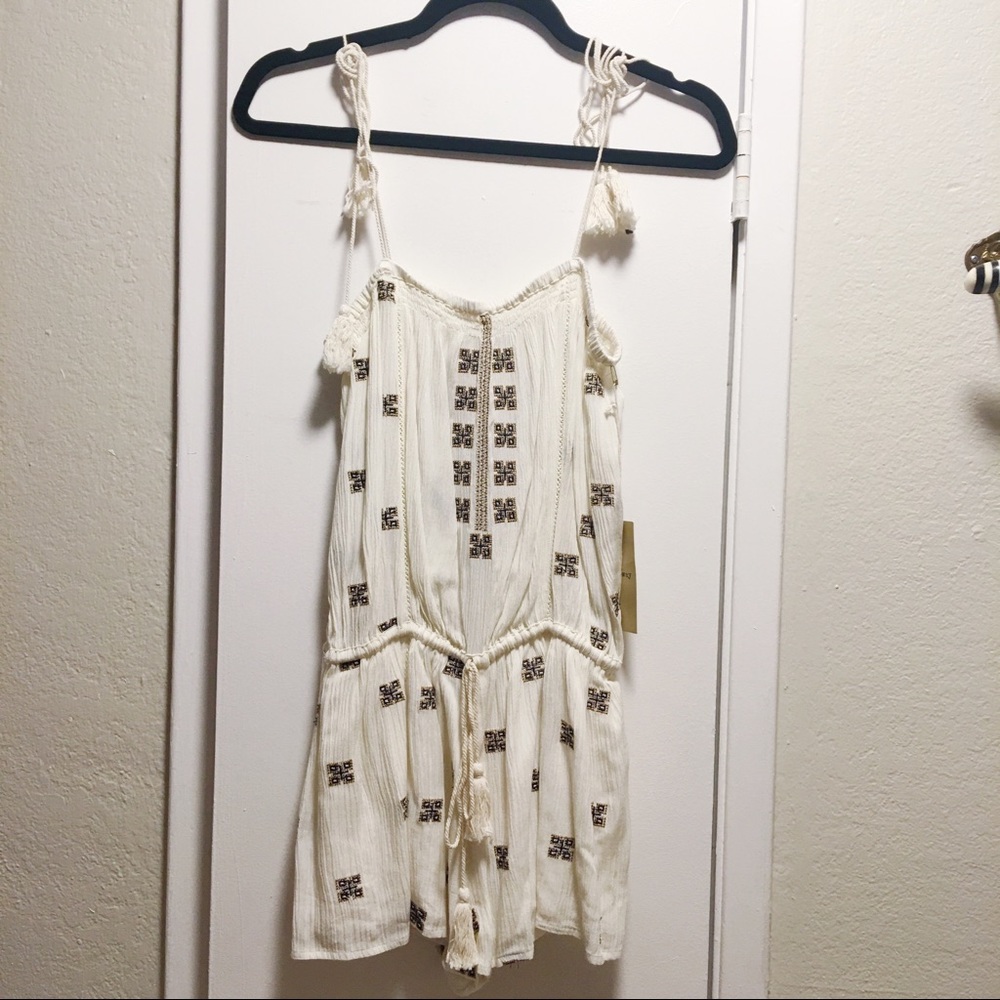NWT Ivory embroidered romper